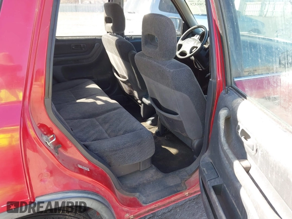 1999 Honda CR-V LX with VIN JHLRD2847XC009921, listed as a IAAI auction lot 41795325 with 268,638 mi miles. Bid and sale history available at carsss.com. Image 8.