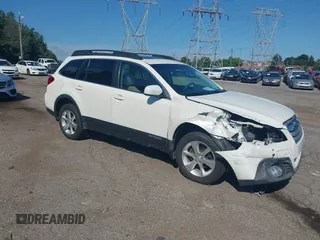 2014 Subaru Outback Limited с VIN 4S4BRCMC3E3267283, выставлен на аукционе IAAI как лот 42761398 с пробегом 116 710 миль миль и . История ставок и продаж доступна на DreamBid. Изображение 1.