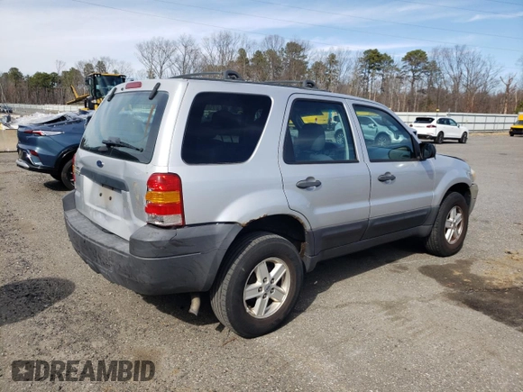 2006 Ford Escape XLS with VIN 1FMYU02Z06KD25081, listed as a Copart auction lot 49777365 with 199,548 mi miles and Salvage Title. Bid and sale history available at carsss.com. Image 3.