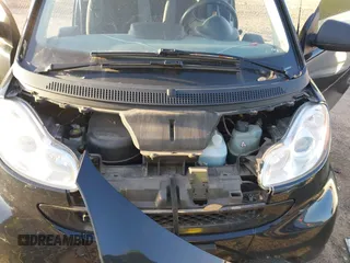 2009 Smart fortwo Pure с VIN WMEEJ31X69K331684, выставлен на аукционе IAAI как лот 41770804 с пробегом 112 611 миль миль и . История ставок и продаж доступна на DreamBid. Изображение 10.