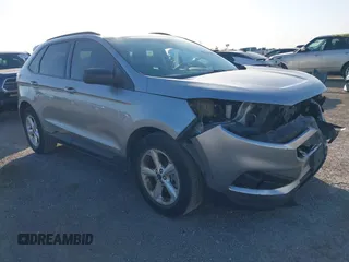 2021 Ford Edge SE z VIN 2FMPK3G93MBA24811, wystawiony jako IAAI lot #42010427 z przebiegiem 132 639 mil mil oraz . Historia ofert i sprzedaży dostępna na DreamBid. Obrazek 1.