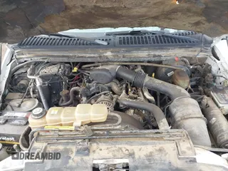 2003 Ford F-250 XL с VIN 1FTNX20L33EA76875, выставлен на аукционе IAAI как лот 41906622 с пробегом 182 874 миль миль и . История ставок и продаж доступна на DreamBid. Изображение 10.