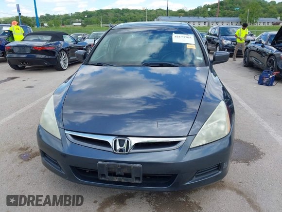 2007 Honda Accord EX с VIN 1HGCM567X7A158015, выставлен на аукционе IAAI как лот 42173705 с пробегом 214 953 миль миль и . История ставок и продаж доступна на DreamBid. Изображение 12.