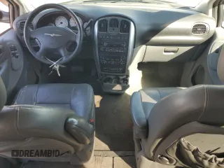 2005 Chrysler Town & Country Touring z VIN 2C4GP54L05R430233, wystawiony jako Copart lot #56189765 z przebiegiem 190 187 mil mil oraz Szkody całkowita. Historia ofert i sprzedaży dostępna na DreamBid. Obrazek 8.