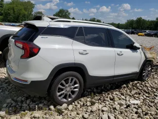 2022 GMC Terrain SLT with VIN 3GKALVEVXNL266203, listed as a Copart auction lot 60783525 with Not provided miles and Salvage title. Bid and sale history available at DreamBid. Image 3.
