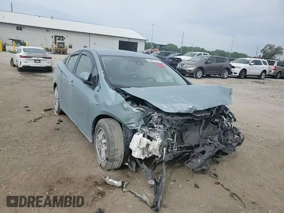 2018 Toyota Prius Two z VIN JTDKBRFUXJ3601563, wystawiony jako Copart lot #55681125 z przebiegiem Nie podano mil oraz Szkoda całkowita • Salvage title. Historia ofert i sprzedaży dostępna na DreamBid. Obrazek 13.