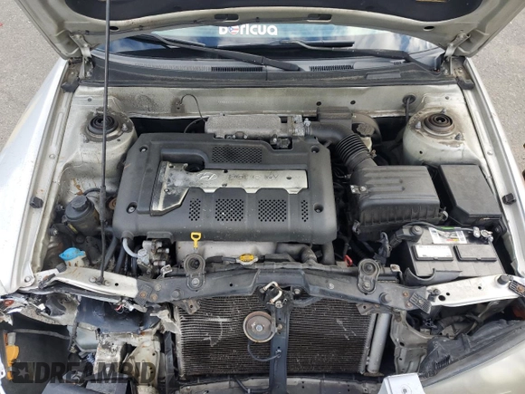 2001 Hyundai Elantra GLS with VIN KMHDN45D01U241519, listed as a Copart auction lot 61551095 with 201,343 mi miles and Salvage title. Bid and sale history available at DreamBid. Image 11.