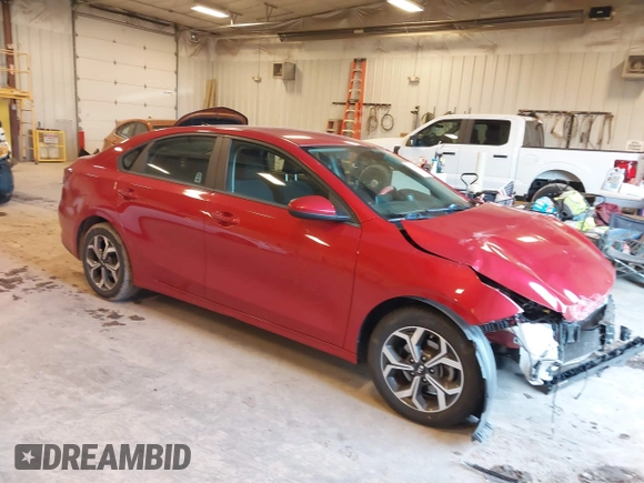 2021 Kia Forte LXS z VIN 3KPF24AD6ME326248, wystawiony jako IAAI lot #41760681 z przebiegiem 83 716 mil mil oraz . Historia ofert i sprzedaży dostępna na DreamBid. Obrazek 1.