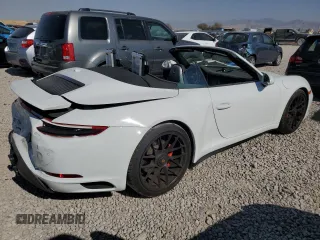 2018 Porsche 911 Carrera S with VIN WP0CB2A94JS147492, listed as a Copart auction lot 75830544 with 16,918 mi miles and Salvage Title. Bid and sale history available at carsss.com. Image 3.