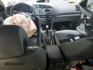 2006 Saab 9-3 z VIN YS3FD49Y661004726, wystawiony jako Copart lot #70175594 z przebiegiem Nie podano mil oraz Szkoda całkowita • Salvage title. Historia ofert i sprzedaży dostępna na DreamBid. Obrazek 8.