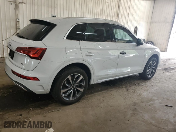 2021 Audi Q5 Premium Plus with VIN WA1BAAFY2M2085632, listed as a Copart auction lot 59836805 with 22,059 mi miles and Salvage title. Bid and sale history available at DreamBid. Image 3.