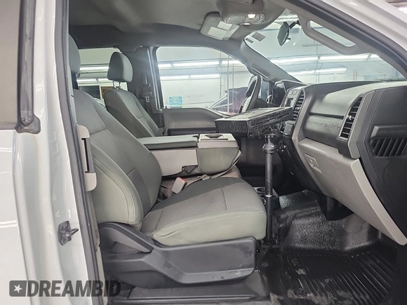2017 Ford F-350 with VIN 1FT7X3B62HEE09676, listed as a IAAI auction lot 42727709 with 154,269 mi miles and . Bid and sale history available at DreamBid. Image 31.
