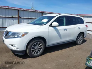 2013 Nissan Pathfinder S with VIN 5N1AR2MM9DC630781, listed as a IAAI auction lot 42170854 with 200,298 mi miles. Bid and sale history available at carsss.com. Image 2.