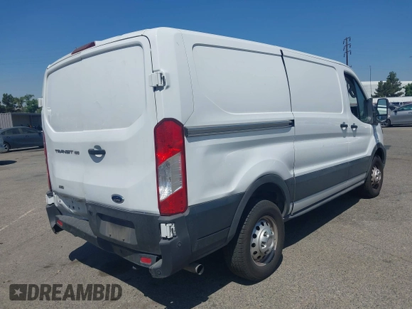 2023 Ford Transit z VIN 1FTYE2Y89PKA72629, wystawiony jako IAAI lot #42633315 z przebiegiem 61 547 mil mil oraz . Historia ofert i sprzedaży dostępna na DreamBid. Obrazek 4.