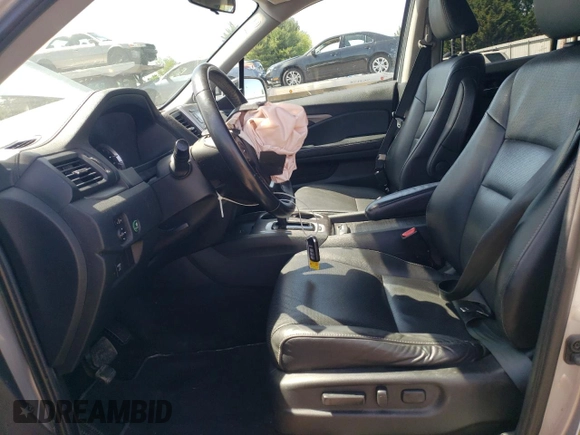 2019 Honda Ridgeline RTL z VIN 5FPYK3F57KB048575, wystawiony jako Copart lot #55019405 z przebiegiem 125 372 mil mil oraz Szkoda całkowita • Salvage title. Historia ofert i sprzedaży dostępna na DreamBid. Obrazek 7.