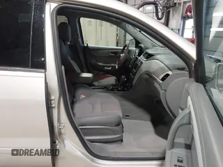 2015 Chevrolet Traverse LT with VIN 1GNKRHKDXFJ194964, listed as a IAAI auction lot 41728795 with 167,760 mi miles and . Bid and sale history available at DreamBid. Image 5.