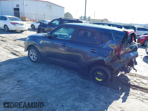 2020 Kia Soul LX with VIN KNDJ23AU2L7012020, listed as a IAAI auction lot 41459734 with 201,605 mi miles. Bid and sale history available at carsss.com. Image 3.