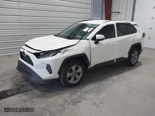 2022 Toyota RAV4 XLE with VIN 2T3P1RFV8NW286279, listed as a IAAI auction lot 41672654 with 56,984 mi miles. Bid and sale history available at carsss.com. Image 2.