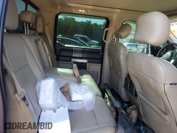 2017 Ford F-250 Lariat z VIN 1FT7W2BT6HEB84309, wystawiony jako Copart lot #57547225 z przebiegiem 150 467 mil mil oraz Szkoda całkowita • Salvage title. Historia ofert i sprzedaży dostępna na DreamBid. Obrazek 10.