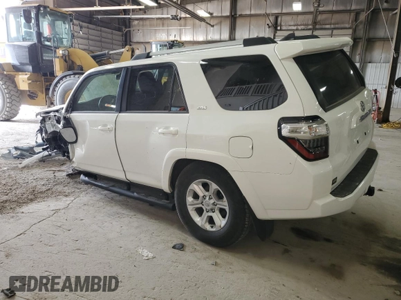 2022 Toyota 4Runner SR5 Premium with VIN JTENU5JRXN5979777, listed as a Copart auction lot 53605845 with 20,957 mi miles and Salvage title. Bid and sale history available at DreamBid. Image 2.