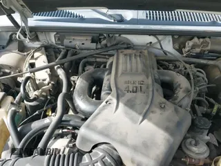 1999 Ford Explorer XLT с VIN 1FMZU32E9XZB70428, выставлен на аукционе IAAI как лот 42697066 с пробегом 183 745 миль миль и . История ставок и продаж доступна на DreamBid. Изображение 12.