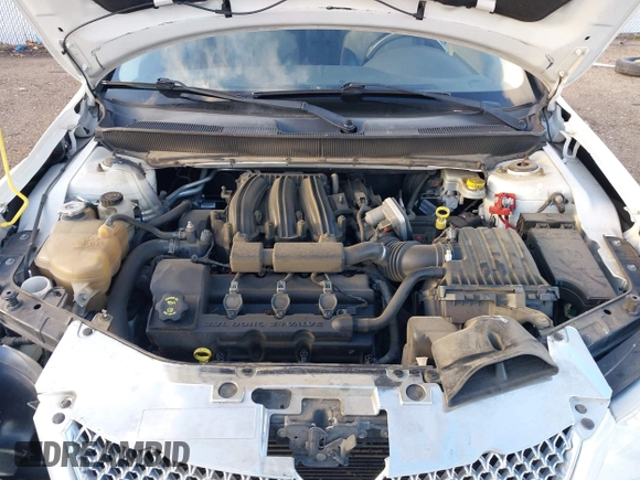 2008 Chrysler Sebring Touring with VIN 1C3LC55R48N294675, listed as a IAAI auction lot 41136142 with 169,654 mi miles and . Bid and sale history available at DreamBid. Image 10.