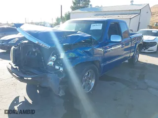 2000 Chevrolet Silverado 1500 LS with VIN 2GCEC19T9Y1186623, listed as a IAAI auction lot 40830351 with 1 mi miles. Bid and sale history available at carsss.com. Image 17.