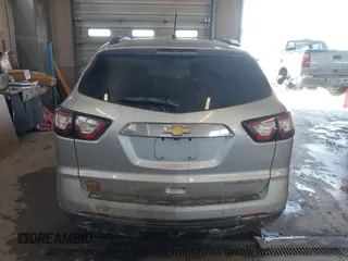 2015 Chevrolet Traverse LT with VIN 1GNKVHKD3FJ126405, listed as a IAAI auction lot 41597600 with 188,558 mi miles and . Bid and sale history available at DreamBid. Image 16.