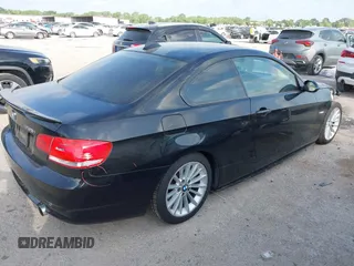 2009 BMW 3 Series 335i xDrive with VIN WBAWC73519E068984, listed as a IAAI auction lot 42054771 with 162,386 mi miles and . Bid and sale history available at carsss.com. Image 4.