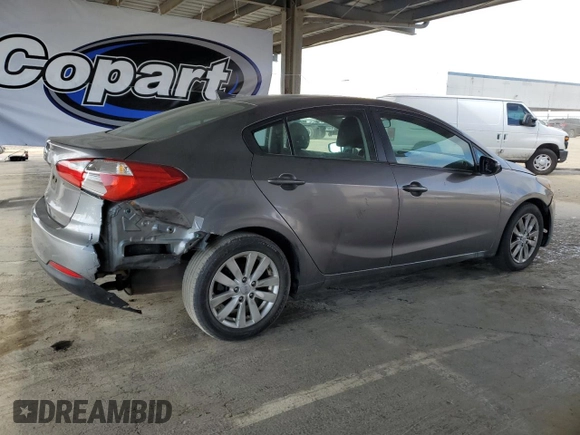 2016 Kia Forte LX with VIN KNAFX4A67G5477888, listed as a Copart auction lot 53723575 with 272,022 mi miles and Clean Title. Bid and sale history available at carsss.com. Image 3.