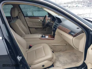 2013 Mercedes-Benz E-Class E 350 Luxury with VIN WDDHF5KB8DA729687, listed as a IAAI auction lot 41576021 with 133,062 mi miles. Bid and sale history available at carsss.com. Image 5.