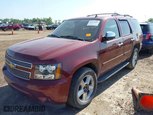 2008 Chevrolet Tahoe LTZ with VIN 1GNFK13048J105403, listed as a IAAI auction lot 42577684 with 171,456 mi miles and . Bid and sale history available at DreamBid. Image 2.