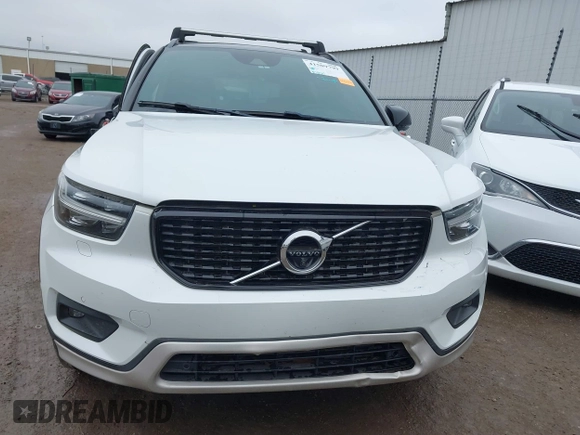 2019 Volvo XC40 R-Design with VIN YV4162UM6K2123298, listed as a IAAI auction lot 41509799 with 57,010 mi miles and . Bid and sale history available at DreamBid. Image 12.