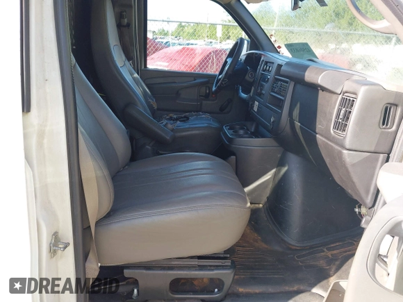 2012 Chevrolet Express Cargo с VIN 1GCSGAFX2C1177663, выставлен на аукционе IAAI как лот 42506833 с пробегом 225 862 миль миль и . История ставок и продаж доступна на DreamBid. Изображение 5.