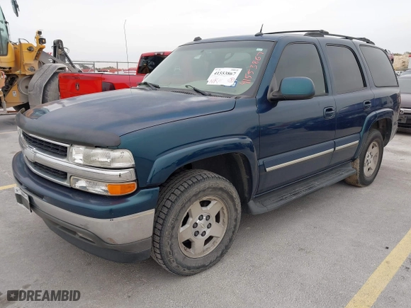 2005 Chevrolet Tahoe LT with VIN 1GNEC13T45R153791, listed as a IAAI auction lot 41553867 with 232,820 mi miles. Bid and sale history available at carsss.com. Image 2.