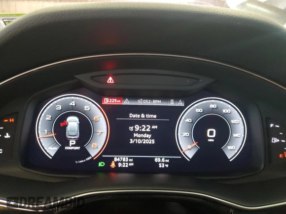 2019 Audi Q8 Premium z VIN WA1AVAF19KD010981, wystawiony jako Copart lot #48662215 z przebiegiem 84 783 mil mil oraz Czysty tytuł • Clean title. Historia ofert i sprzedaży dostępna na DreamBid. Obrazek 9.