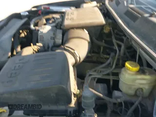 2004 Jeep Grand Cherokee Laredo z VIN 1J4GX48N24C385920, wystawiony jako IAAI lot #43027769 z przebiegiem 101 948 mil mil oraz . Historia ofert i sprzedaży dostępna na DreamBid. Obrazek 12.