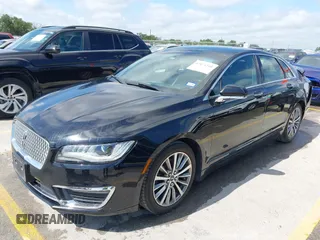 2017 Lincoln MKZ Premiere z VIN 3LN6L5A92HR628287, wystawiony jako IAAI lot #42474344 z przebiegiem 70 010 mil mil oraz . Historia ofert i sprzedaży dostępna na DreamBid. Obrazek 2.