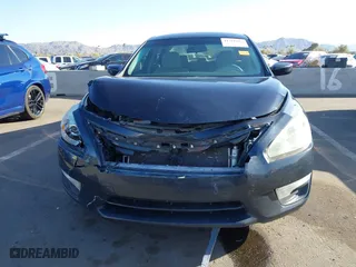 2014 Nissan Altima 2.5 SV with VIN 1N4AL3AP0EC264162, listed as a IAAI auction lot 41766855 with 135,091 mi miles. Bid and sale history available at carsss.com. Image 6.