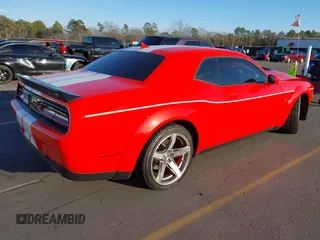 2021 Dodge Challenger R/T Scat Pack z VIN 2C3CDZFJ9MH637240, wystawiony jako IAAI lot #41411595 z przebiegiem 13 175 mil mil oraz . Historia ofert i sprzedaży dostępna na DreamBid. Obrazek 4.