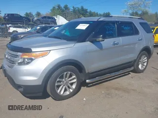 2011 Ford Explorer XLT with VIN 1FMHK8D84BGA89377, listed as a IAAI auction lot 42124816 with 234,269 mi miles and . Bid and sale history available at carsss.com. Image 2.
