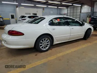 2002 Chrysler Concorde Limited z VIN 2C3HD56G62H187417, wystawiony jako Copart lot #45153315 z przebiegiem Nie podano mil oraz Szkody całkowita. Historia ofert i sprzedaży dostępna na DreamBid. Obrazek 3.