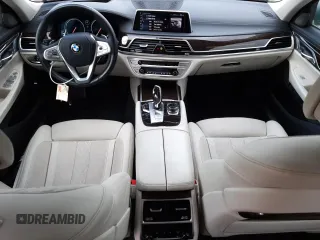 2016 BMW 7 Series 750i xDrive with VIN WBA7F2C5XGG419116, listed as a Copart auction lot 74141363 with 22,218 mi miles. Bid and sale history available at carsss.com. Image 8.