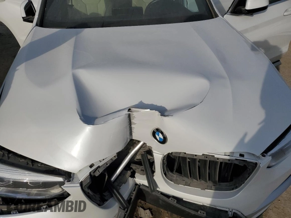 2018 BMW X3 xDrive30i with VIN 5UXTR9C51JLC76168, listed as a Copart auction lot 44956445 with 41,859 mi miles and Salvage Title. Bid and sale history available at DreamBid. Image 13.