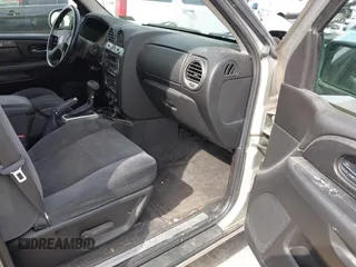 2008 GMC Envoy SLT with VIN 1GKDT13S082229634, listed as a IAAI auction lot 41846684 with 84,100 mi miles. Bid and sale history available at carsss.com. Image 5.
