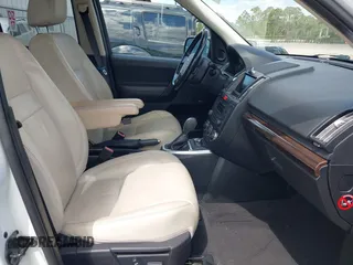 2011 Land Rover LR2 HSE with VIN SALFT2BN4BH263966, listed as a IAAI auction lot 42038664 with 130,305 mi miles and . Bid and sale history available at DreamBid. Image 5.
