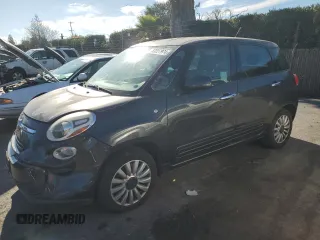 2014 FIAT 500L Easy with VIN ZFBCFABH7EZ024287, listed as a Copart auction lot 83227974 with 127,306 mi miles and Clean Title. Bid and sale history available at carsss.com. Image 1.