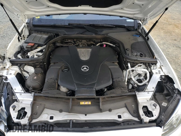2019 Mercedes-Benz E 450 with VIN WDDZH6JB7KA683563, listed as a Copart auction lot 41882745 with 30,132 mi miles and Salvage Title. Bid and sale history available at DreamBid. Image 11.