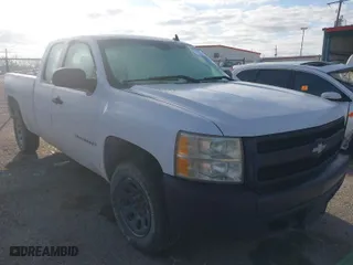 2008 Chevrolet Silverado 1500 LT w/1LT with VIN 2GCEC19C481267593, listed as a IAAI auction lot 42030413 with 258,754 mi miles. Bid and sale history available at carsss.com. Image 1.
