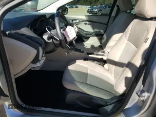 2017 Ford Focus SE with VIN 1FADP3F29HL327312, listed as a Copart auction lot 48533925 with 199,047 mi miles and Salvage Title. Bid and sale history available at carsss.com. Image 7.